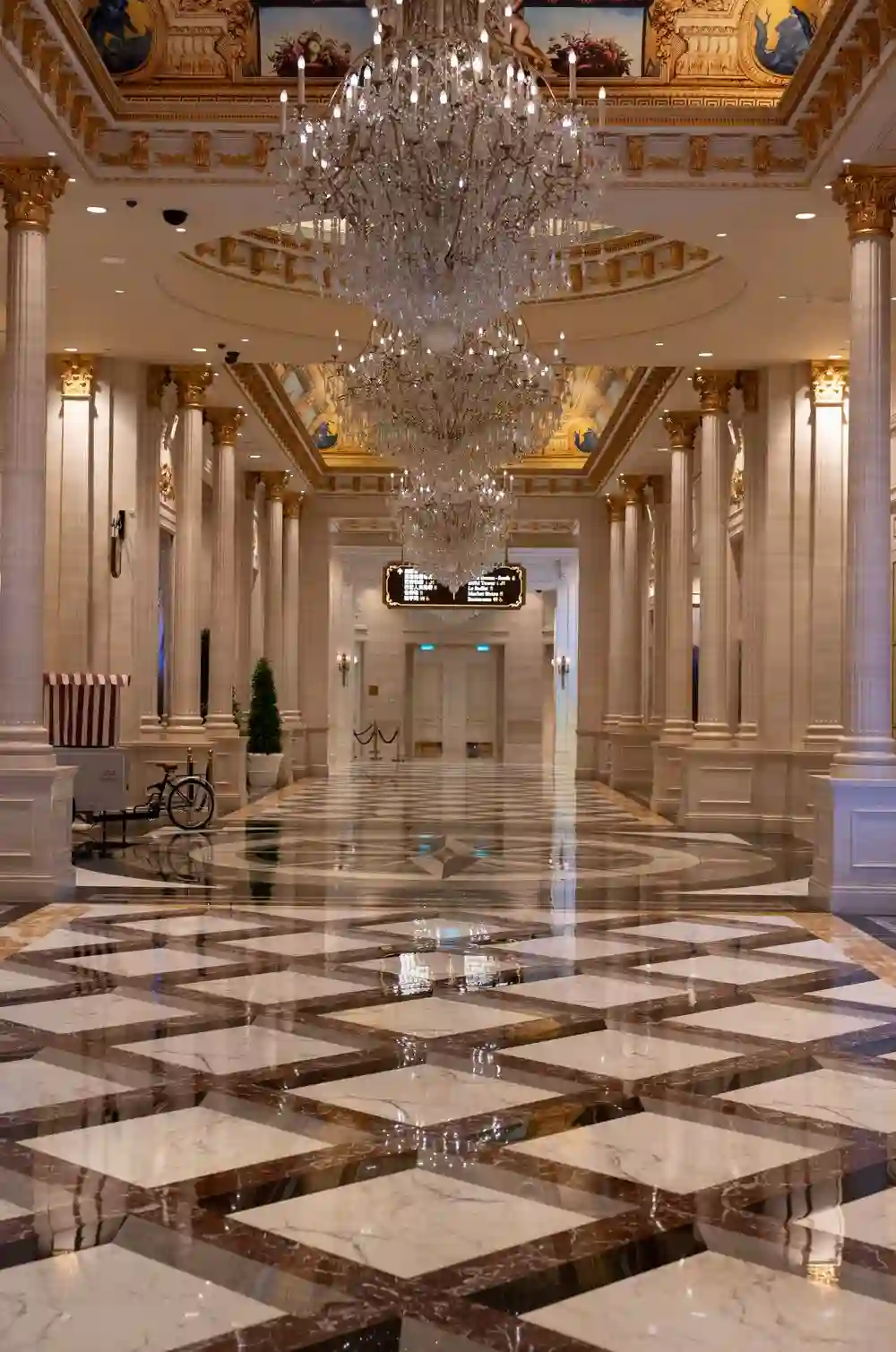 Maldorianhotelstay Limited Grand Entrance